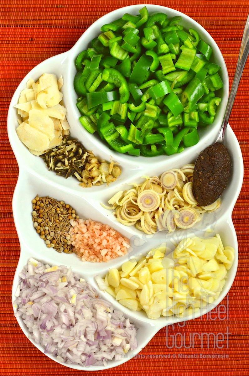 From top: Green Chiles, Galangal, Kaffir lime zest, Coriander root, Lemongrass, Shrimp paste, Coriander seeds, Cumin, White peppercorns, Sea Salt, Garlic, Shallots