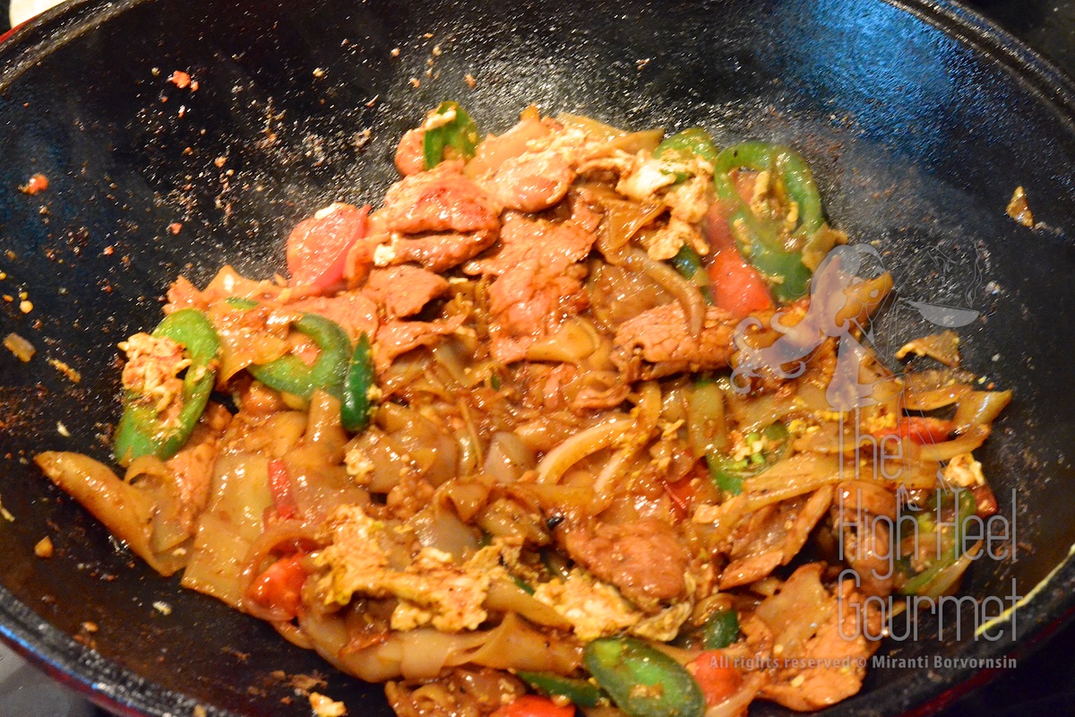 Authentic Thai Pad Kee Mao - spicy drunken noodles by the High Heel Gourmet  15