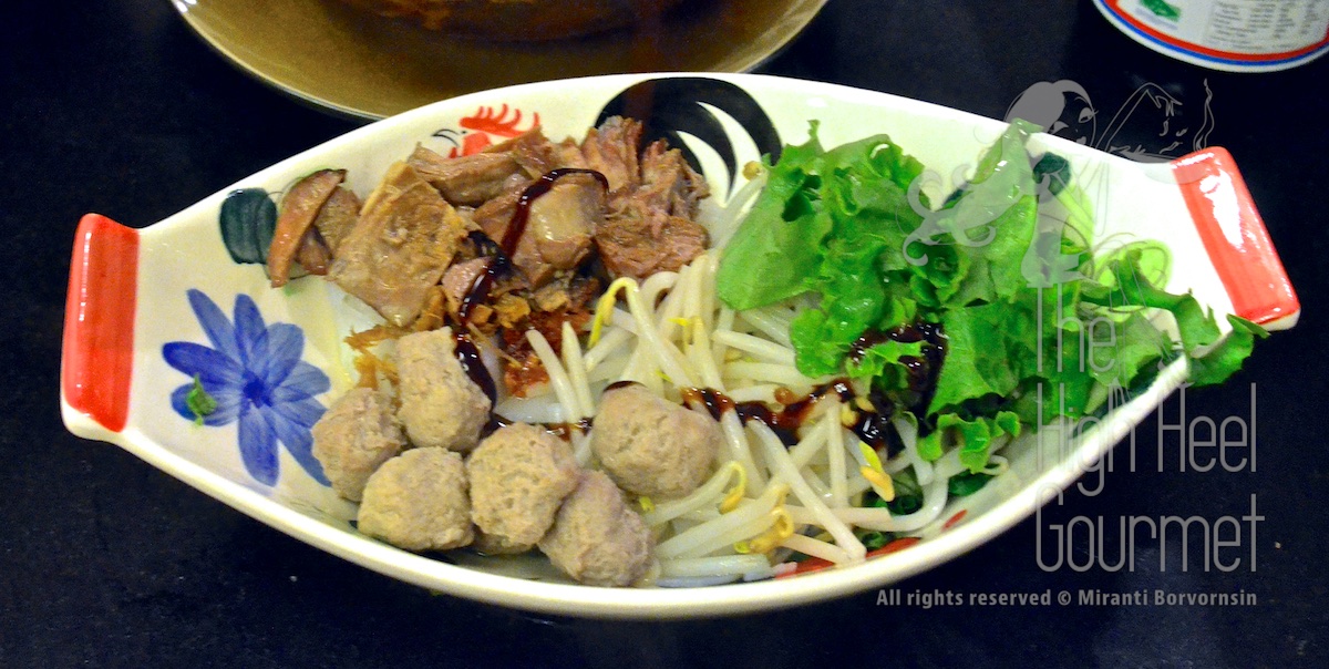 Guay Tiew Neau Toon - Authentic Thai Slow Cook Beef with Noodles by The High Heel Gourmet 8