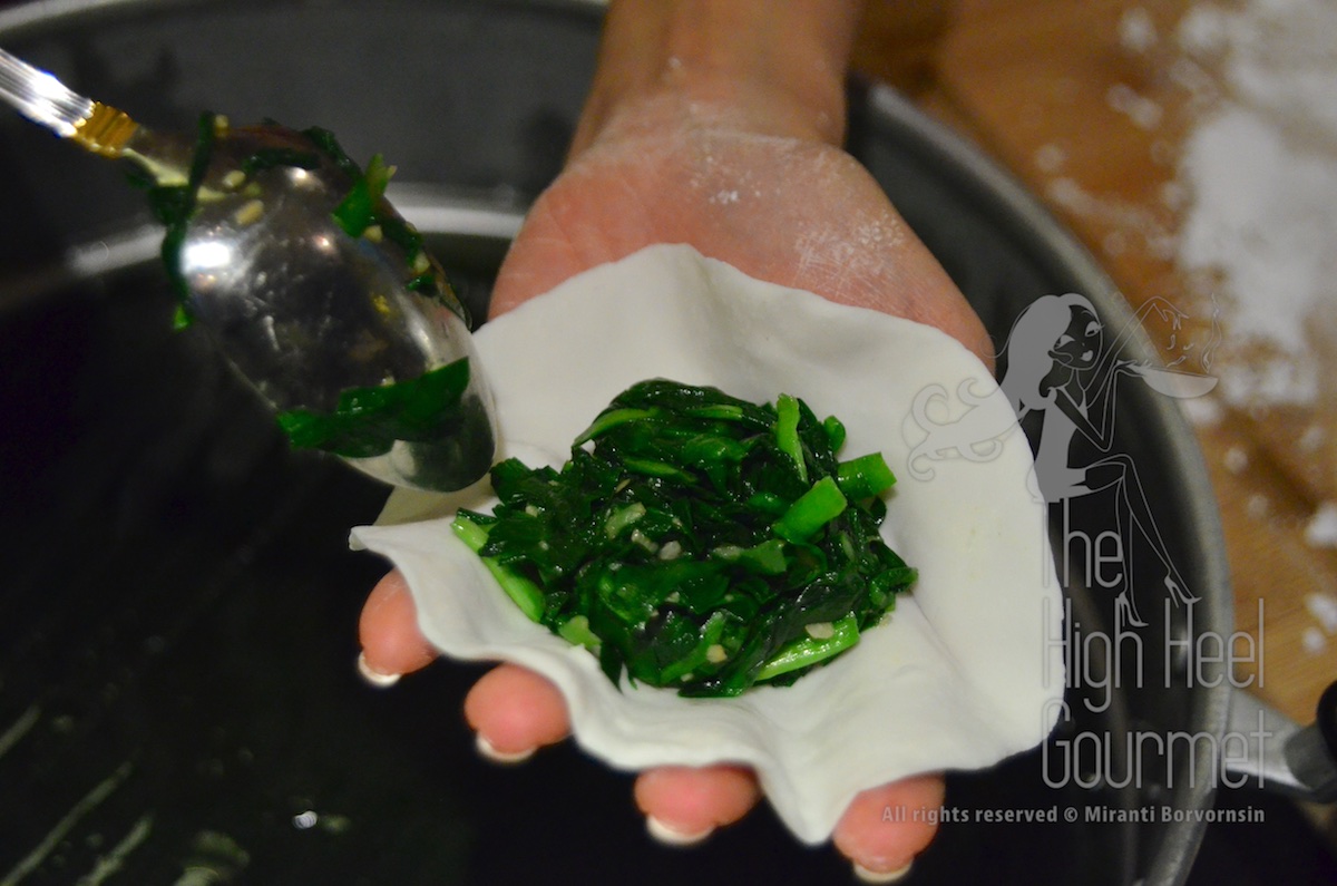Steam Garlic Chive Dumplings, Kanom Gu Chai by The High Heel Gourmet 29