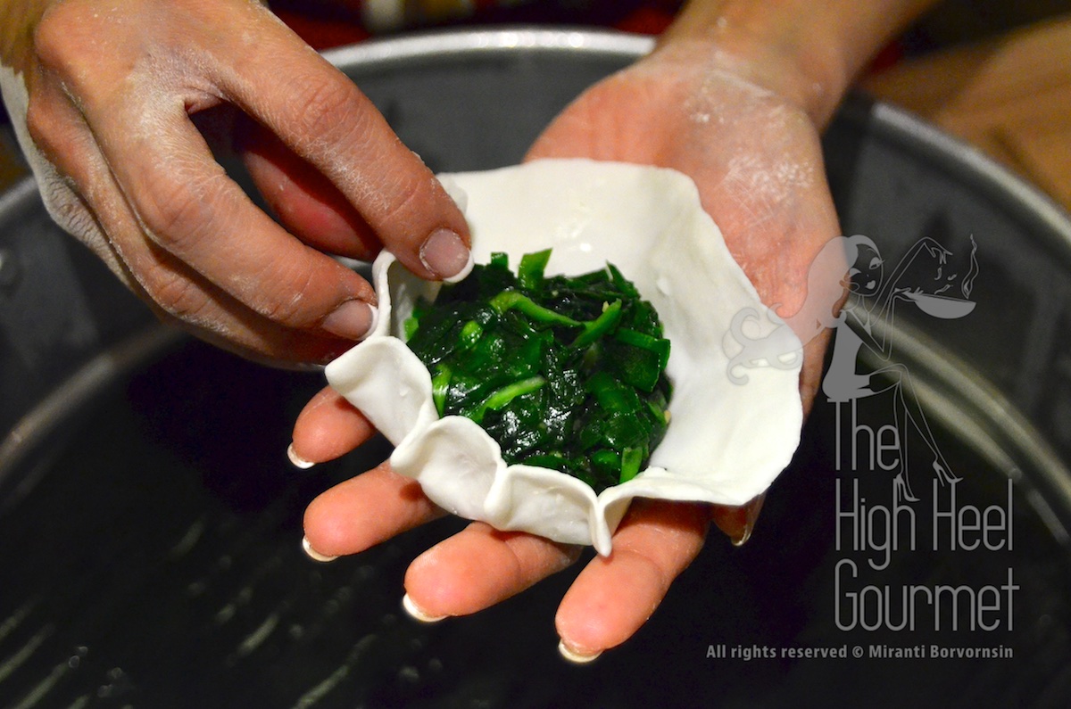 Steam Garlic Chive Dumplings, Kanom Gu Chai by The High Heel Gourmet 31