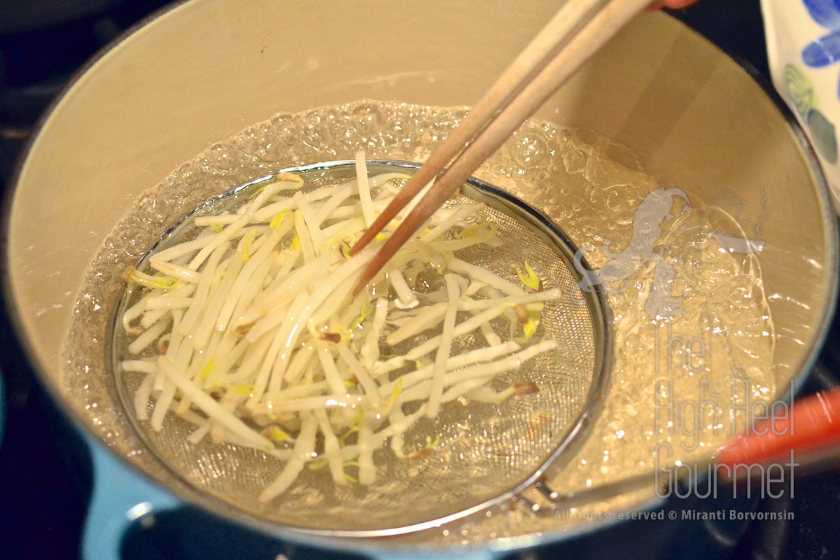 Thai Chicken Noodles Soup and Salad, Guay Tiew Gai by The High Heel Gourmet 13