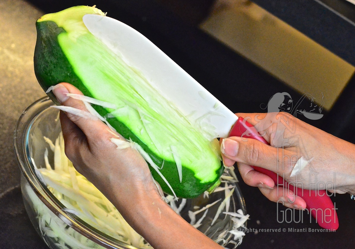 Thai Som Tam - Spicy Green Papaya Salad by The High Heel Gourmet 13