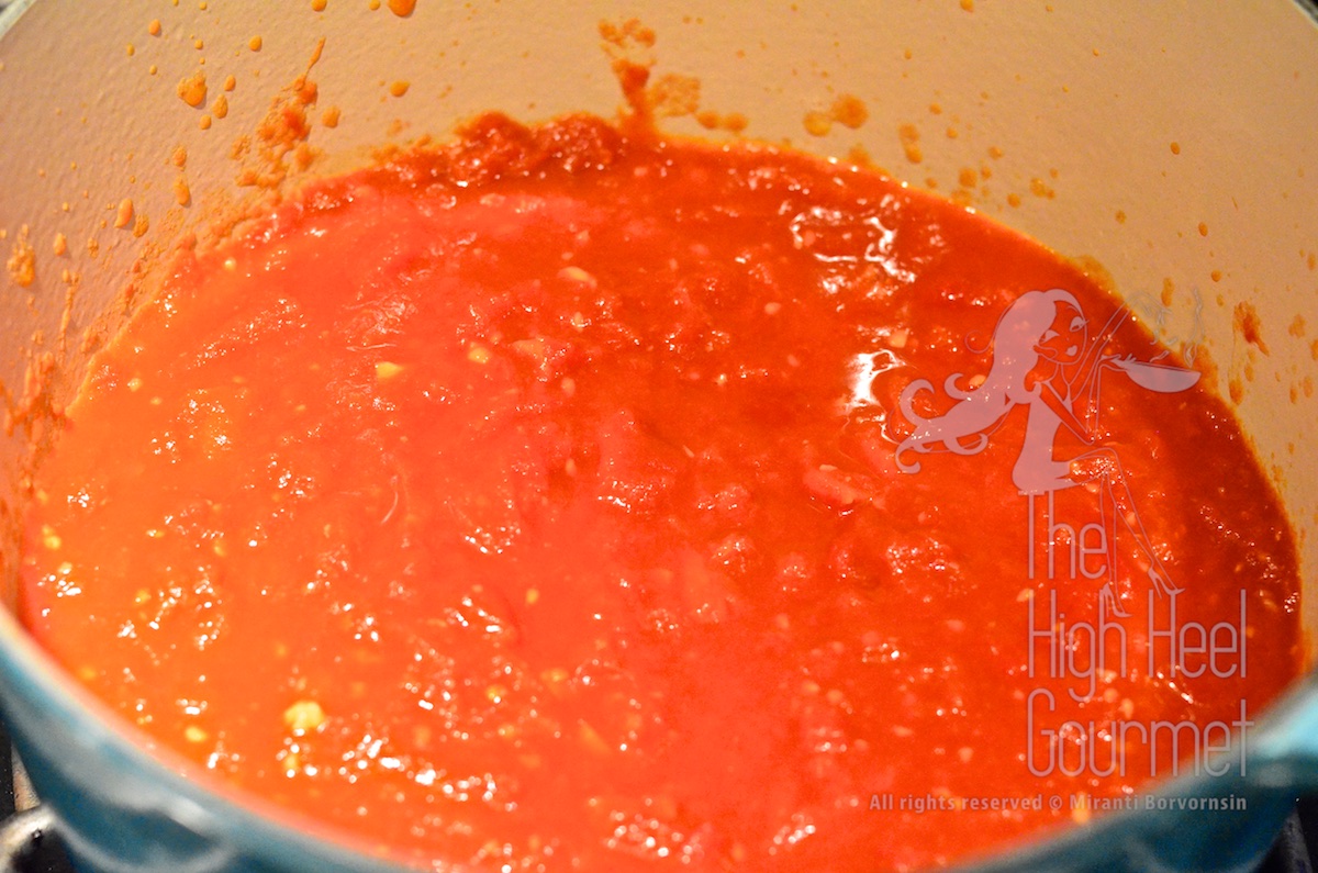 This is where I started. Typical pomodoro sauce: only garlic, olive oil, salt and a dash of balsamic vinegar. No more than that. I want the taste of tomatoes. You can add any spices you like, oregano, onion or even ground beef or meat balls--your preference. In the end, you're the one eating this!