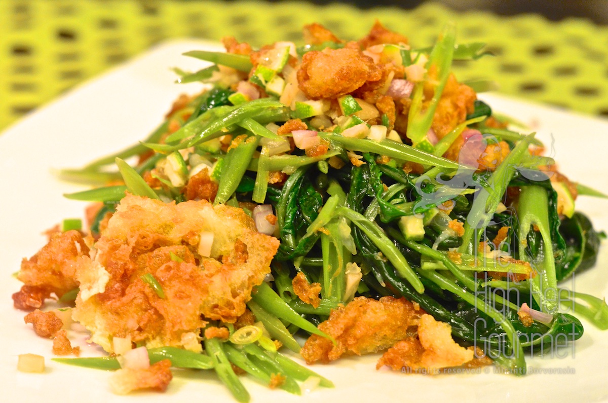 Morning glory (Ong Choy) salad with herbs and Khai-Jiaow!