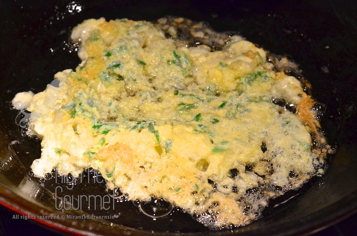 Thai Crispy Omelette - Khai Jiao by The High Heel Gourmet 5 (1)