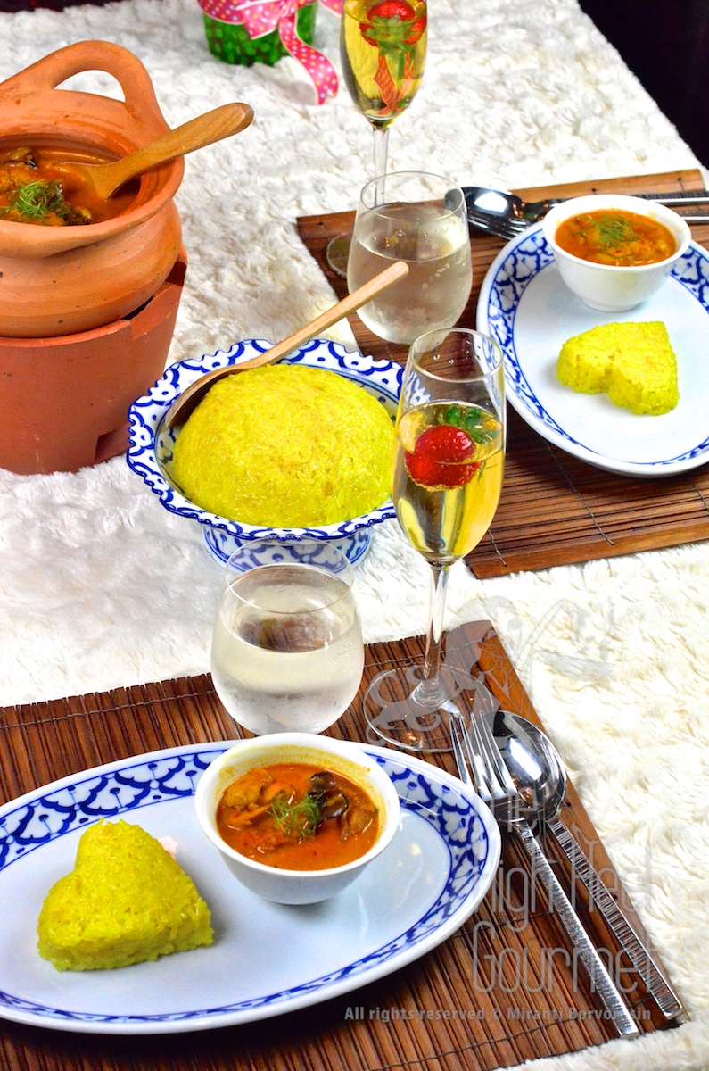 Thai Yellow Sweet Sticky Rice - Gin Niaow Kaeng Gai by The High Heel Gourmet 5