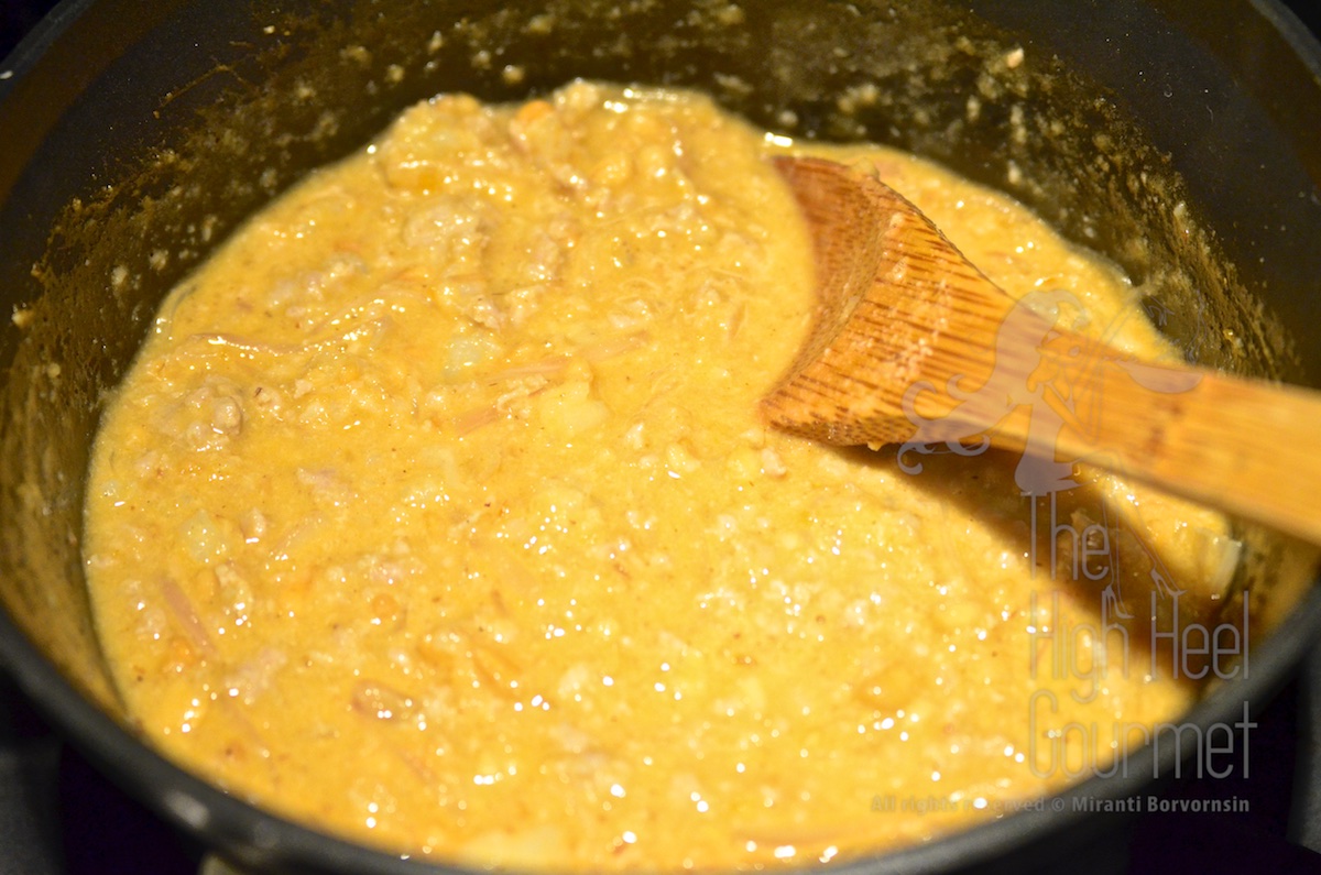 Crispy Rice Cake with Pork, Shrimp and Peanut in Coconut Dip – Thai Khao Tung Na Tung by The High Heel Gourmet 5
